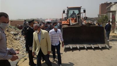 محافظ القليوبية ينفذ حملة إزالة مكبرة بعزبة الكويتي بالجبل الأصفر بالخانكة