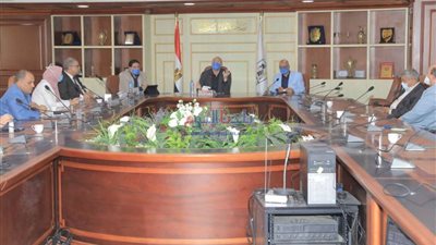 محافظ بني سويف يعقد اجتماعا بالنقابات لتعظيم دورها المجتمعي في مجابهة كورونا