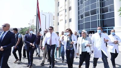 «عبدالغفار» يوجه بزيادة الطاقة الاستيعابية وزيادة المساحات الخضراء بمستشفى السلام التخصصي