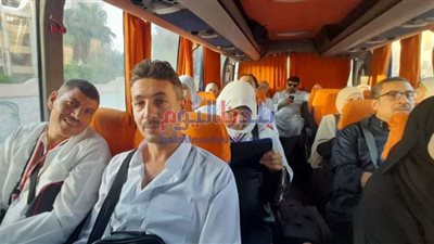 عددهم 90.. محافظ بني سويف يطمئن على سفر حجاج قرعة الجمعيات الأهلية