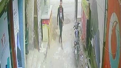 الداخلية تكشف حقيقة الفيديو المتداول بقيام شخص بسحل آخر خلفه على دراجة نارية بالمنيا