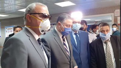 افتتاح وتشغيل أول بوابة تعقيم إلكترونية في المستشفيات