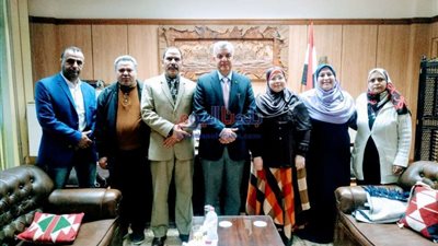 القاصد يعقد اجتماع اللجنة العاشرة لقبول الهدايا والتبرعات بجامعة المنوفية 