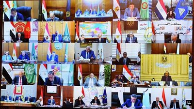 مدبولي يهنئ الأقباط بعيد القيامة ويشدد على استمرار الإجراءات الاحترازية في شم النسيم