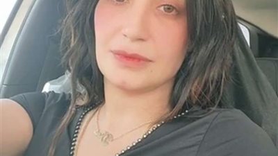 مطربة شابة تحاول إنهاء حياتها فى لايف على 