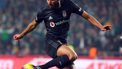 كاريلو يحدد شرط انضمامه إلى بشكتاش