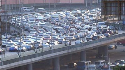 النشرة المرورية.. ازدحام مروري بشوارع وميادين القاهرة والجيزة