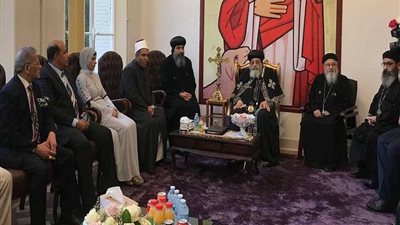 بالصور.. الاتحاد العام للجالية المصرية بفرنسا يهنئ الأقباط بعيد القيامة