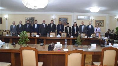 وزير التموين يلتقى بوفد تنسيقية شباب الأحزاب والسياسيين وحملة 