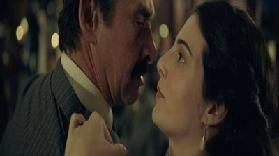 من هي إيميلي التي خطفت قلوب المصريين؟