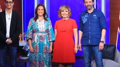 كريم عبد العزيز وهند صبري ضيفا برنامج 