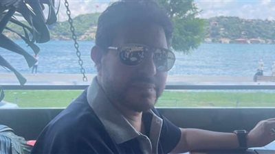 هاني شاكر يقضي الإجازة مع عائلته فى إسطنبول (صور)