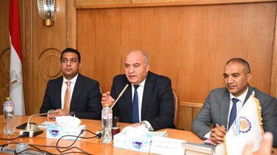محافظ قنا يهنئ الرئيس السيسي بمناسبة عيد الأضحى المبارك