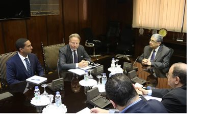 وزير الكهرباء يستقبل سفير الدنمارك لبحث ودعم سبل وتعزيز التعاون على أرض مصر