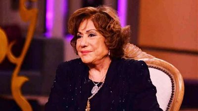 سميحة أيوب: الفن عندنا بيقف عند سن 40 سنة.. وتعرض عليا أعمال ميصحش أعملها