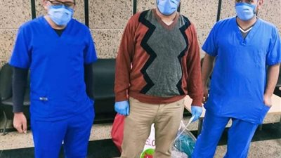 خروج متعافٍ جديد من مستشفى العزل بقها