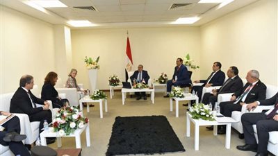 وزير الإنتاج الحربي يلتقي ممثلي 