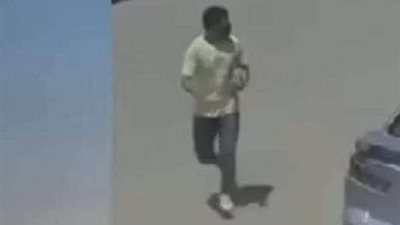 هل شريك في الجريمة؟.. تعرف على حقيقة شخص مجهول كان بصحبة محمد عادل قبل قتل نيرة أشرف (فيديو)