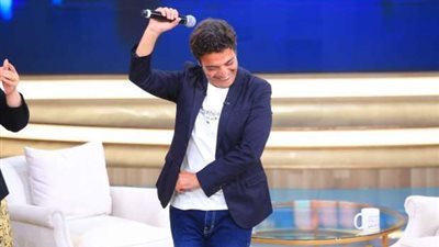 حميد الشاعري يعلن مفاجأة عن جنسية والدته ودراسته للمرة الأولي