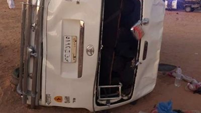 إصابة 5 من عائلة واحدة في انقلاب سيارة بـ الوادي الجديد