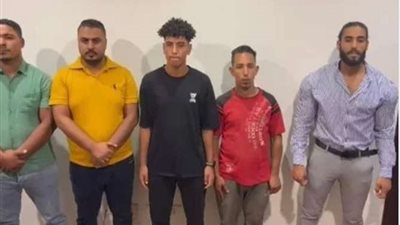 مشهد مفبرك.. الداخلية توضح حقيقة إصرار رجل شرطة على خلع سيدة النقاب