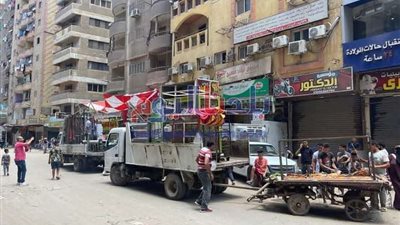 حملات موسعة بمراكز ومدن الشرقية لرفع وإزالة الإعلانات واللوحات غير المرخصة