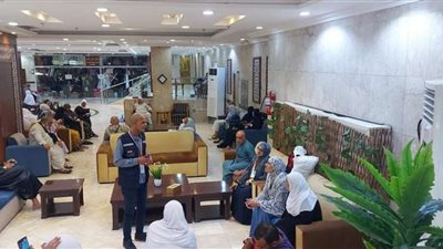 الصحة: تخصيص فريق لتوعية الحجاج بالإجراءات الوقائية حتى عودتهم للأراضي المصرية