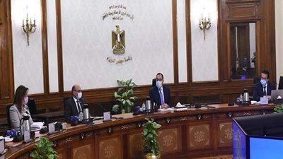 تصريحات تليفزيونية مهمة لرئيس الوزراء للحديث عن زيادة أسعار البنزين غدًا