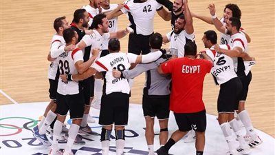 منتخب اليد يواصل عروضه الجيدة ويفوز على المنتخب المغربي