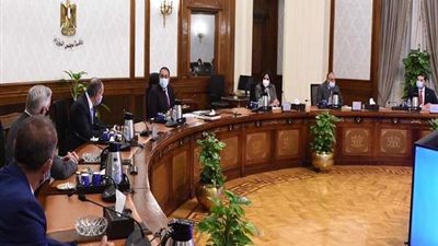 مدبولى: لم نحرك أسعار منتجات البترول لمدة 30 شهرا مراعاة لأحوال المصريين