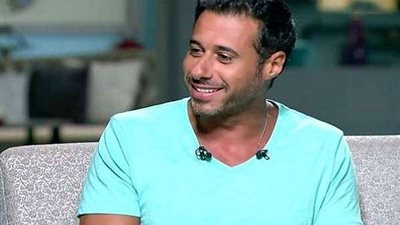 بطريقة كوميدية.. أحمد السعدني يهنئ متابعيه بشهر رمضان