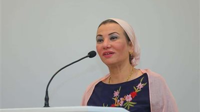 البيئة: مصر نجحت فى التخلص الآمن من 2000 طن ملوثات شديدة الخطورة