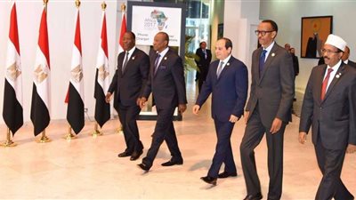 محمد منير: سعيد بقرارات الرئيس السيسى تجاه العالقين