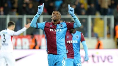 الهلال السعودي يسعى للتعاقد مع النيجيري نواكايمي