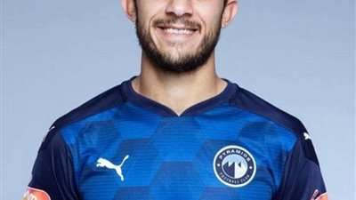 رغم توقيعه للزمالك.. بيراميدز يجهز عرضا للتجديد لـ أحمد أيمن منصور