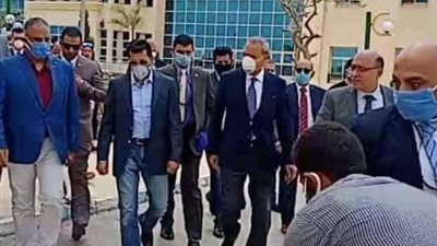 وزير الرياضة يفتتح عدد من المشروعات والملاعب بنادي العبور