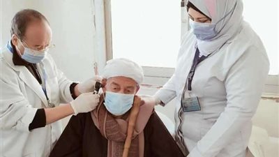 الصحة بالدقهلية: الكشف على 1235 مواطنًا خلال القافلة الطبية المجانية