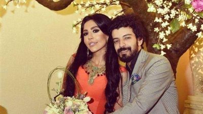 ليلي إسكندر تستضيف طليقها يعقوب الفرحان في منزلها 