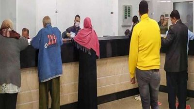بعد توقفها بسبب كورونا.. مصالح حكومية تستأنف العمل الجزئي اليوم