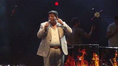 بالفيديو| عبد الباسط حمودة يرفض الحديث عن سعد الصغير.. والسبب!