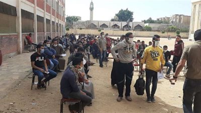 حي شرق شبرا الخيمة: تجهيز مدرستين لصرف منحة العمالة الغير منتظمة