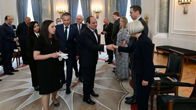 المستشار الألماني رحب بزيارة الرئيس لبرلين مثمناً الروابط الوثيقة بين مصر وألمانيا