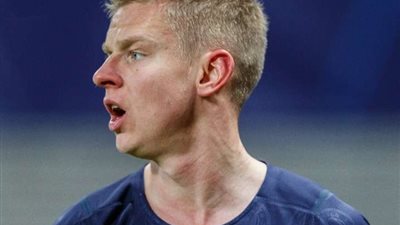 مانشستر سيتي يضع لاعب برشلونة السابق بديل لزينشينكو