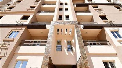 عبدالمنعم السيد: قانون التطوير العقاري الجديد يستهدف مدد زمنية محددة للبناء ويحمى أصحاب الوحدات