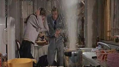 العناية الإلهية تنقذ ربة منزل من انفجار 