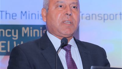 وزير النقل يتابع تنفيذ مخطط تطوير النقل الجماعي داخل القاهرة الكبرى