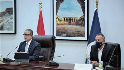 وزير السياحة: التصوير متاح في الشوارع للمصريين والأجانب بدون دفع 