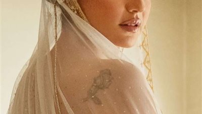 بفستان زفاف.. درة تتألق في أحدث جلسة تصوير لها