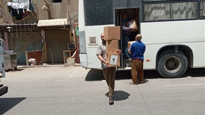 بالصور.. استمرار مبادرات جامعة حلوان لدعم العمالة اليومية