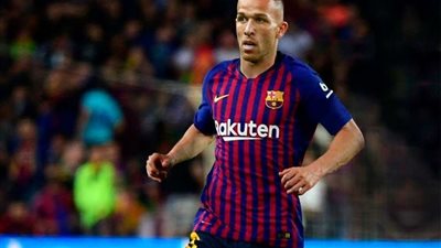 حقيقة المفاوضات بين برشلونة ويوفنتوس لضم آرثر